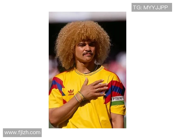 足球明星超短发型的魅力与风格解析让你领略球场上的时尚风采 足球明星超短发型的魅力与风格解析让你领略球场上的时尚风采