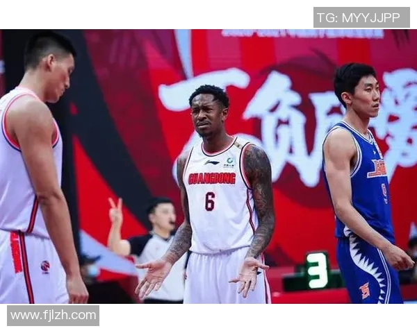 成都篮球队与上海篮球队赛后战术分析与复盘探讨